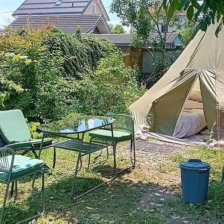 Camping Under The Walnut In Your Own Tent On A Shared Lot And Shared Bathroom Ljubljana Luaran gambar